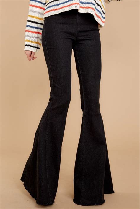 diggin these black flare jeans black flare jeans super flare jeans bell bottoms outfit