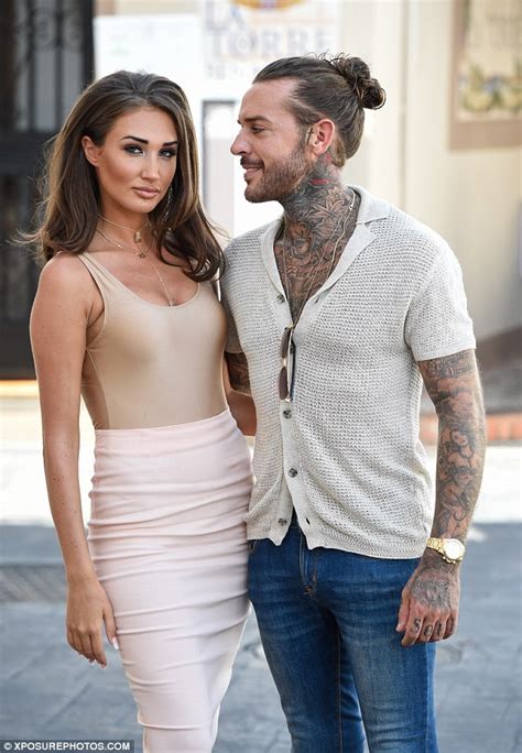 Megan Mckenna And Pete Wicks Enjoy A Romantic Lunch In Marbella Daily Mail Online