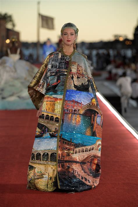 Dolce Gabbana A Venezia Un Sogno D Alta Moda Lungo Oltreun Week End