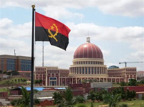 Estado De Emergência Em Angola Trava Circulação De Pessoas No País Sic Notícias