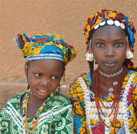 Little Girls In Niger Africa Awesome Africa Little Girls Girl