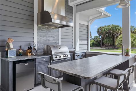Outdoor Kitchen Design Ideas To Beat The Florida Heat Signature Kitchens