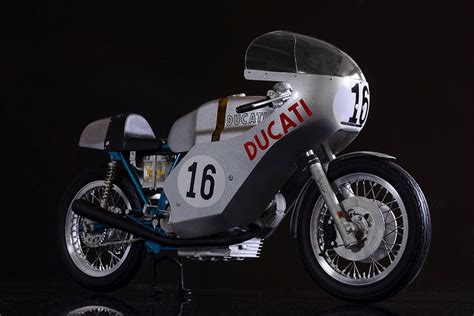 19 Ducati 750 Imola Racer 1972 Imola 200 Mile Winner 16 Paul Smart9