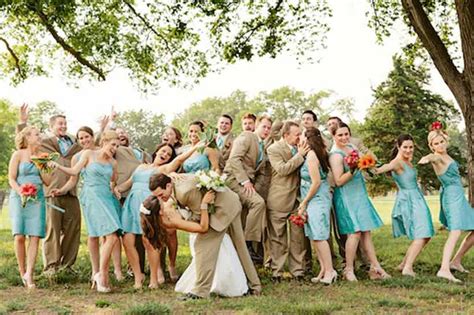 The Guide To Choosing A Bridal Party Modern Wedding