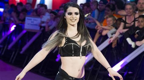Wwe Superstar Paige Wanted To Physically Harm Herself After Leaked Sex Tapes