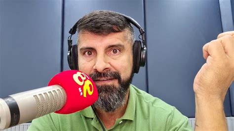 Uma mulher, um homem, não. O seu problema é esperar da pessoa algo que ela não pode ...
