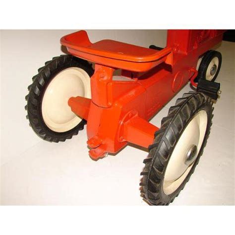 Allis Chalmers One Ninety Xt Pedal Tractor