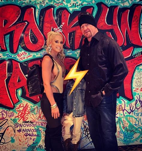 Undertaker And His Wife Michelle Mccool Wwe Couples Wwe Womens