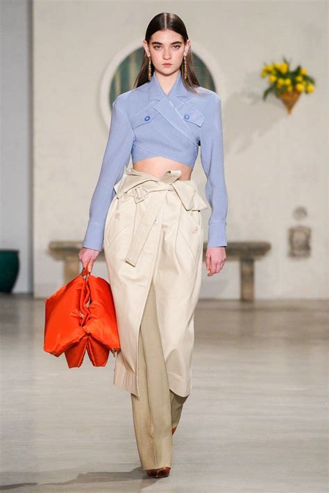 Jacquemus Fall 2019 Ready To Wear Fashion Show In 2019 Inspiration