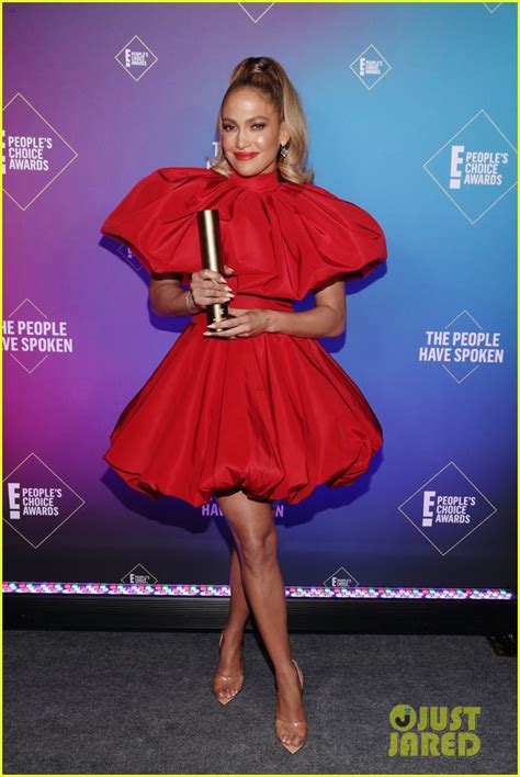 Red Was The Color Of The Night At The Peoples Choice Awards 2020 Photo 4501153 Demi Lovato