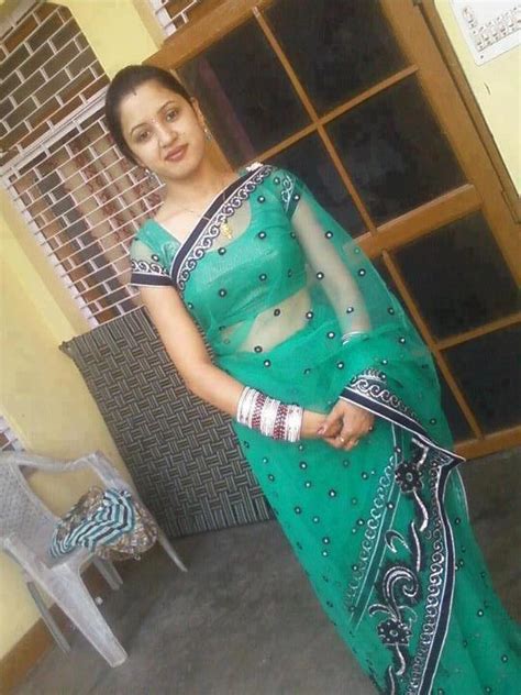 Desi Knockers Desi Indian Hot Girls Show In Traditional