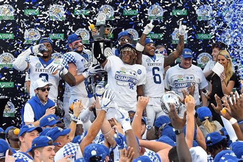 Full time 1x2 football tips, over/under goals, goals in the first half, both teams to. Kentucky Football season grades well with USA Today - A ...