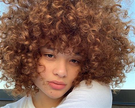 Three top colorists reveal how to highlight your own hair at home. Dying Natural Hair: Follow These Tips to Keep Your Curls Healthy