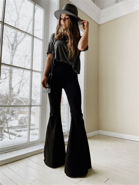 Black Denim Bells Fashion Outfits Western Style Outfits
