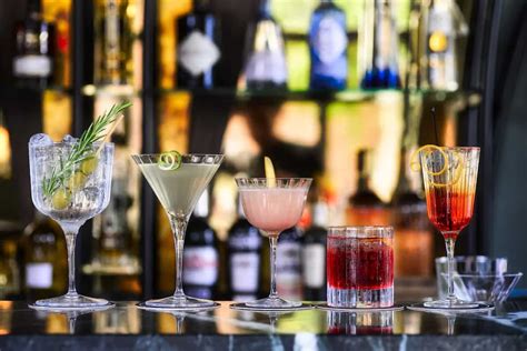 7 Of The Most Popular Cocktails In The World