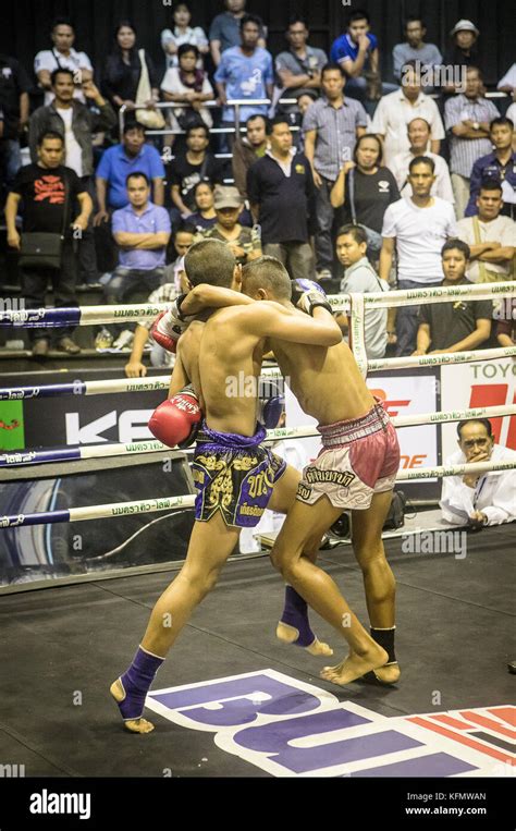Boys Muay Thai Boxers Fighting Bangkok Thailand Stock Photo Alamy