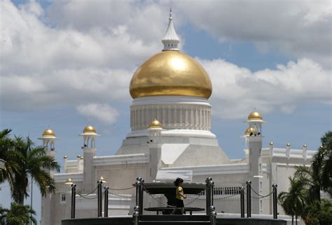Brunei Invokes Laws Allowing Stoning For Gay Sex Adultery Ap News
