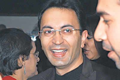 Read | congress leader jitin prasada joins bjp. Jitin Prasada ties knot with Neha | Events Movie News ...