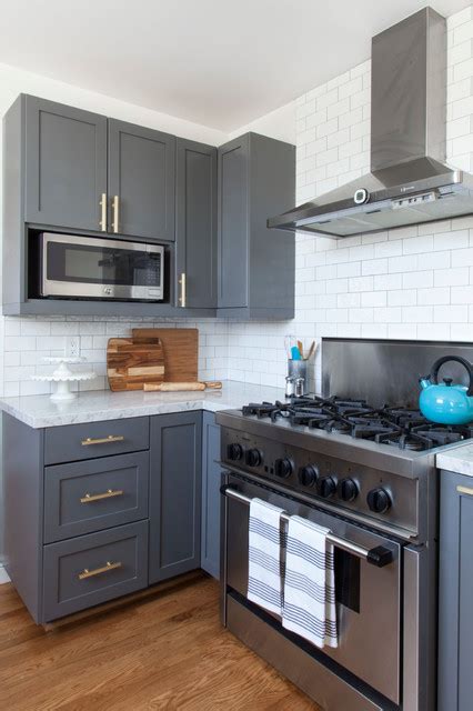 Then i snagged a cabinet paint roller and and a small brush. Cabinet paint: Kendall Charcoal, Benjamin Moore in 2021 | Eclectic kitchen, Home kitchens ...