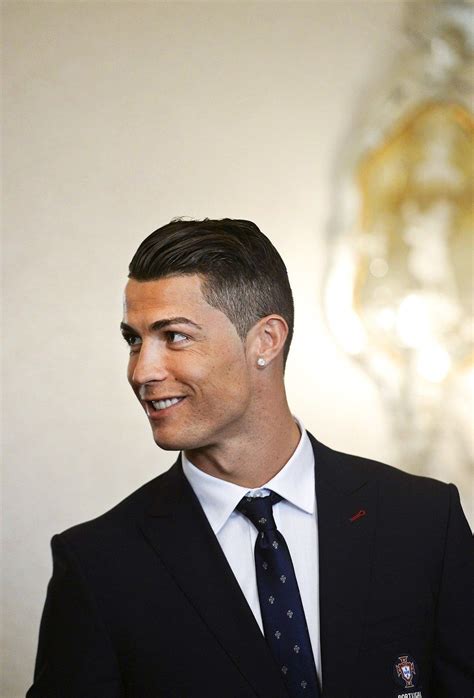 hairstyle looks by cristiano ronaldo men s hairstyles 2020
