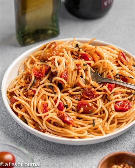 Spicy Spaghetti With Fresh Tomatoes And Basil A Flavor Journal