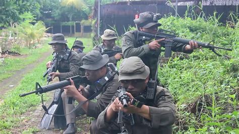 Latihan Infiltrasi Air Satuan Perlawanan Teror Pasukan Gegana Korps