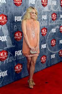 Carrie Underwood American Country Awards 2012 06 Gotceleb