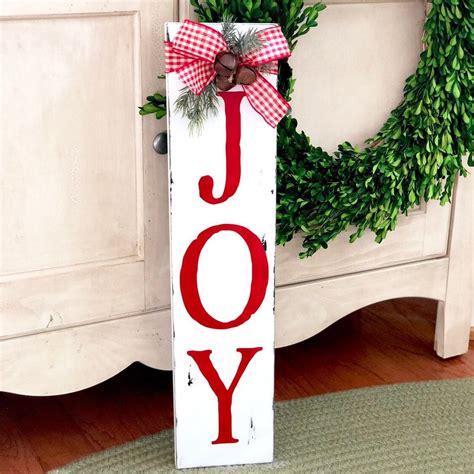 26 Best Christmas Wood Sign Ideas And Designs For 2021 Sg Web