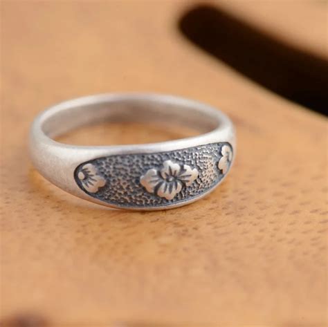Thai Silver Ring S925 Wholesale Sterling Silver Antique Style Female Flowers Rich Matte New T