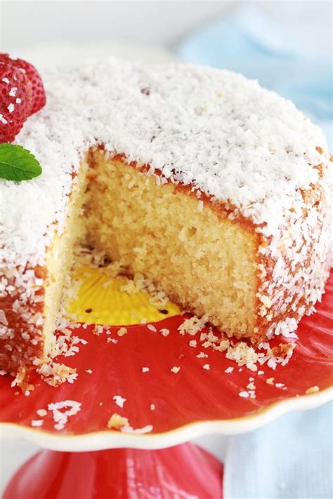 Gâteau noix de coco et yaourt très moelleux