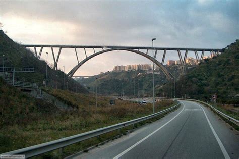 La mefitica combinazione tra ignoranza e sciacallaggio non avrà mai fine, specialmente per quanto. Catanzaro: era il 12 marzo del 793 quando fu fondata la città