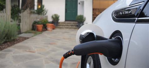 How To Charge Electric Cars At Home