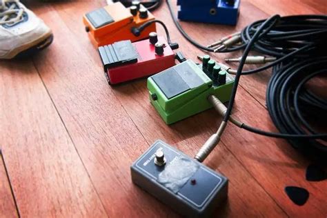 Types of Guitar Pedals Explained gambar png