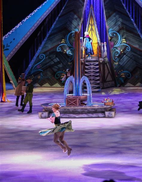 Theme Park Review Disneys Frozen On Ice Photos And Video From The Show