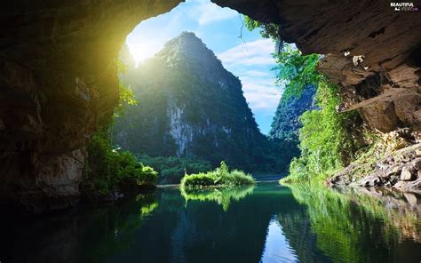 Green Wietnam River Rocks Cave Beautiful Views Wallpapers 1920x1200