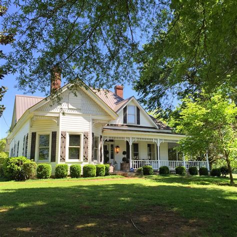 Maybe you would like to learn more about one of these? Feature Friday: Little White House - Southern Hospitality