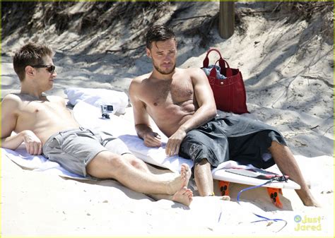 Liam Payne Surfing Shirtless In Australia Photo 609936 Photo Gallery Just Jared Jr