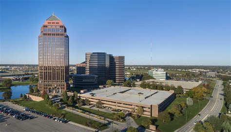 Suburban Chicago Office Tower Strengthens Comeback After Selling At