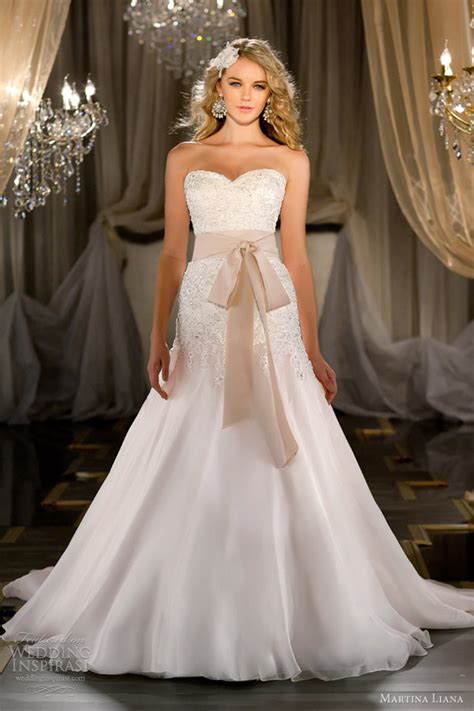 A casual and elegant bridal gown is martina liana's offering for a fresh, bespoke look. Martina Liana 2012-2013 Wedding Dresses | Wedding Inspirasi