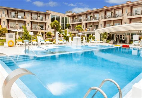 Hoteles con piscina para ir con niños en Galicia Sweet Ale Viajes en familia por Europa USA