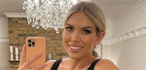 Frankie Essex Shows Off Bump And Shares Inspiring International Womens Day Message I Know All News