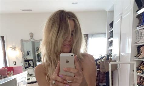 Kaley Cuoco Leaked Toilet