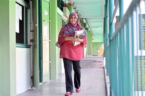 Free website where you can apply for teaching jobs in malaysia: Having the right chemistry to teach | The Star