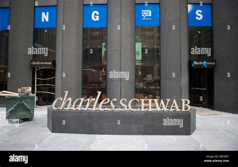 Charles Schwab In The Cbs Building On Sixth Avenue In Manhattan New