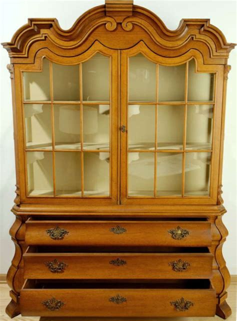 We did not find results for: Dorothy Draper Viennese Collection Display Cabinet For ...