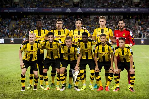 Offizieller account vom deutschen.beide teams sind aufsteiger, beide teams sind nach zwei spieltagen noch ungeschlagen. Borussia Dortmund Players on International Duty
