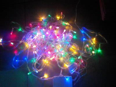 Banyak orang yang mencoba untuk membuat sendiri, meski tidak sedikit yang masih belum terlalu paham bagaimana cara membuatnya. Jual Lampu Natal 100 Lampu Led Cabe Lampu Pohon Natal Led 8 Mode RGB di Lapak lentera unik ...