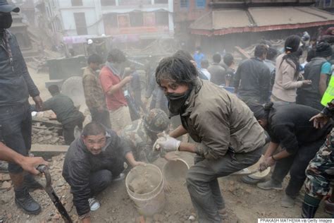 Photos And Video Capture The Tragic Devastation From Nepals Earthquake Huffpost The World Post