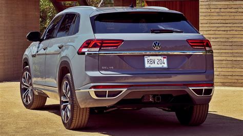 What's the difference between how the atlas cross sport differs from the atlas, besides seating fewer people, lies in its styling and. 2020 Volkswagen Atlas Cross Sport - interior Exterior and ...