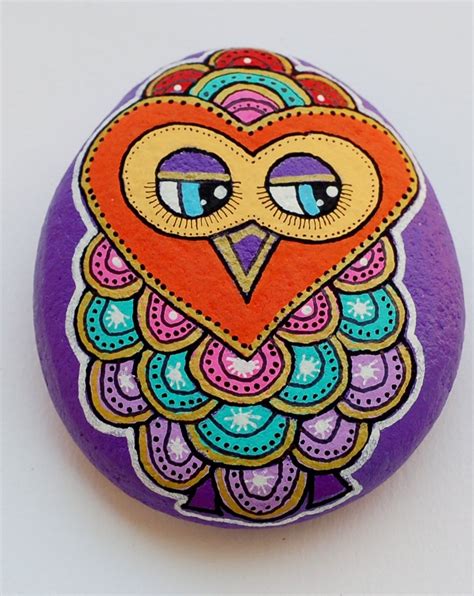 Hand Painted Pebble Owl | Pebble painting, Rock crafts, Pebble art